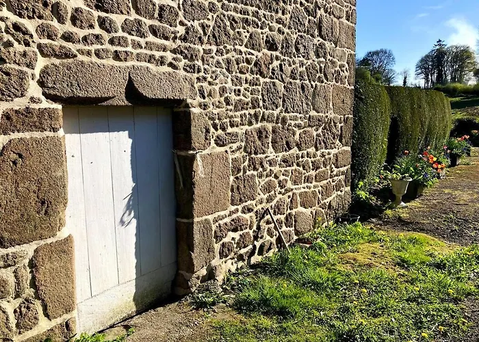 Maison De Charme A Avec Vue Sur Le Joue-du-Bois